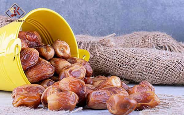 تصویر 2 از قیمت خرید خرما زاهدی خشک + فروش ویژه